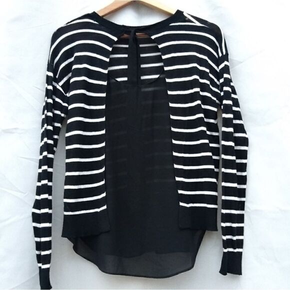 Black Tape shirt xs - Picture 3 of 8